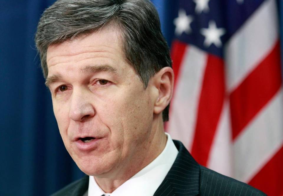 Roy Cooper photo Chris Seward N&O.jpg